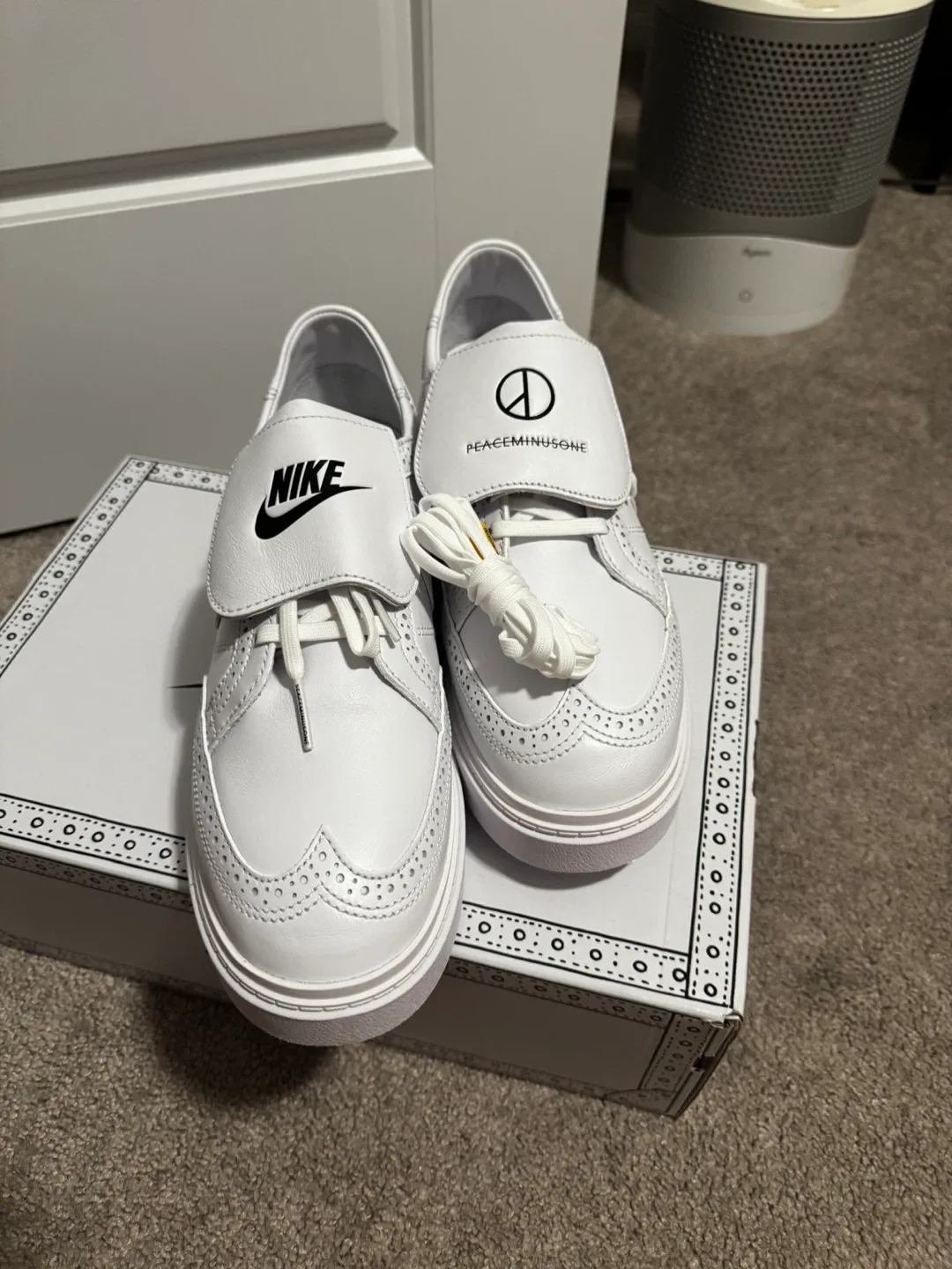 Nike x PEACEMINUSONE Kwondo 1 Triple White Shoes image indicator(3)