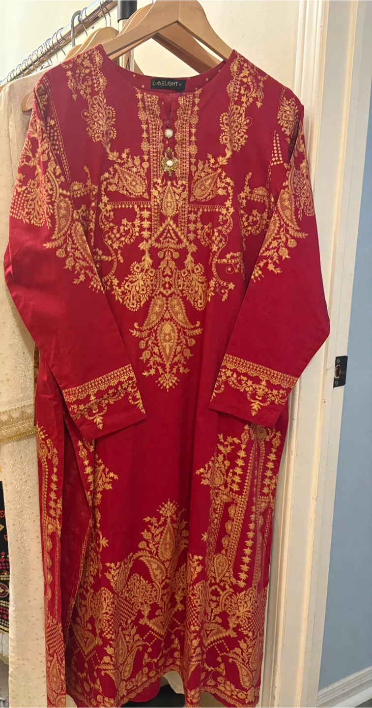 Limelight winter Red & Gold Embroidered Kurta Set