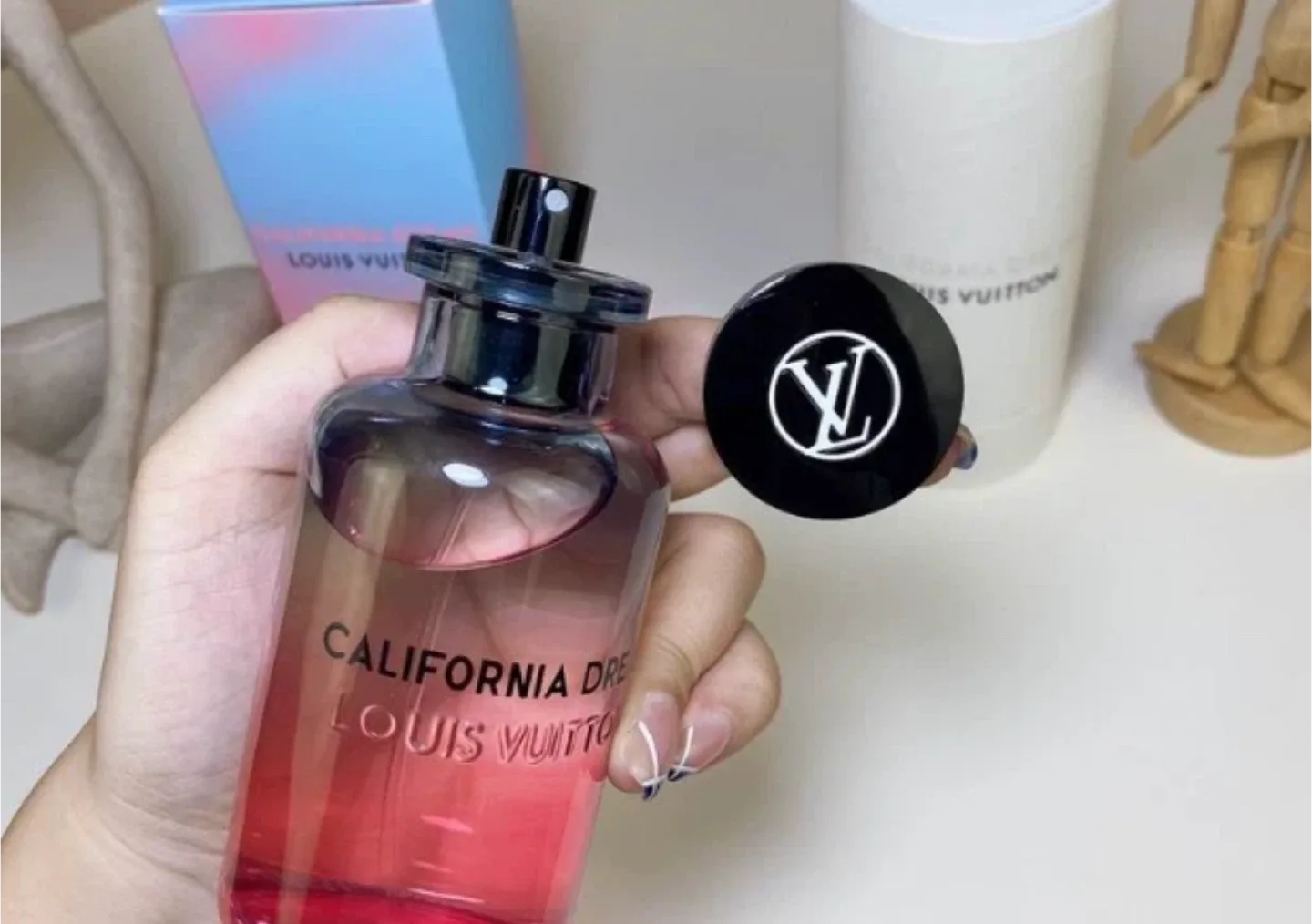 Louis Vuitton California Dream Perfume image indicator(3)