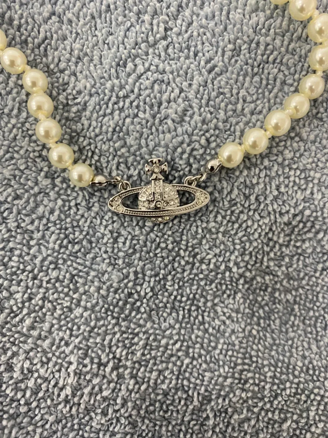 Vivienne Westwood Pearl Necklace image indicator(2)