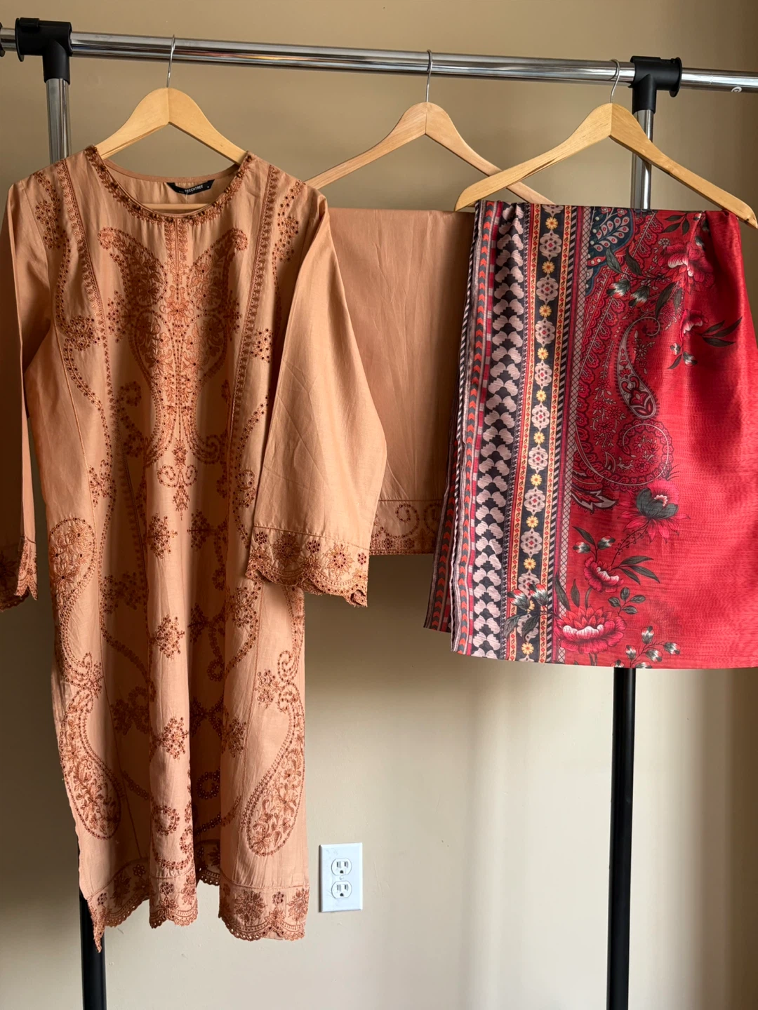 Embroidered 3-Piece Suit