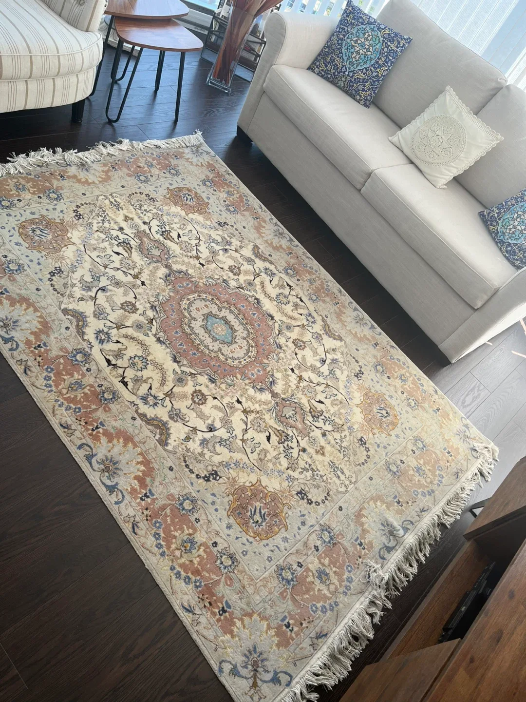 Vintage Style Area Rug image indicator(2)