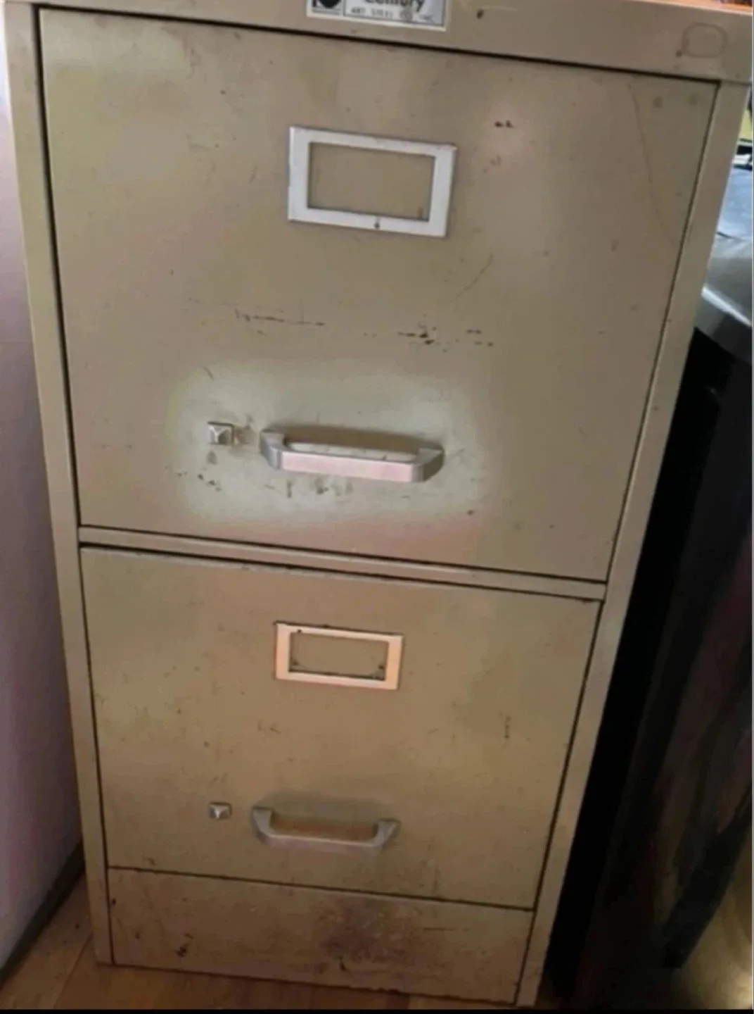 Vintage Century 2-Drawer Filing Cabinet 🥕 thumbnail