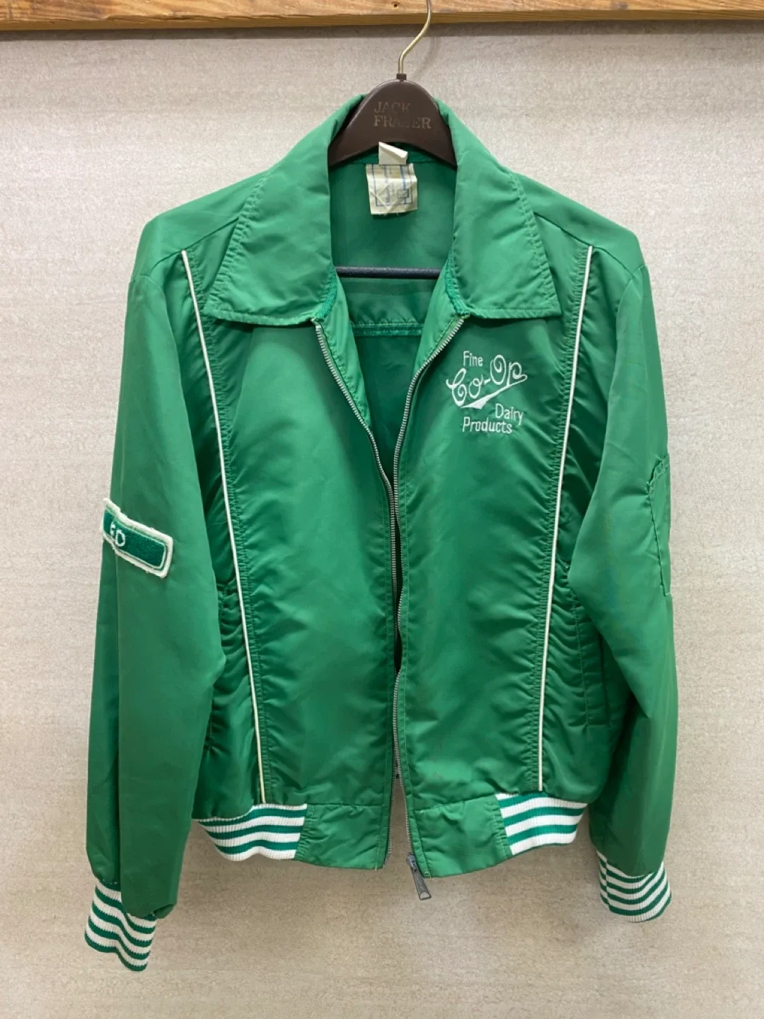 Vintage Co-Op Dairy Products Green Nylon Bomber Jacket - Large image indicator(2)