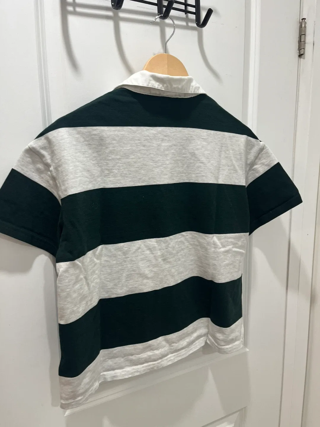 Aritiza TNA Lomu Polo Tshirt image indicator(2)