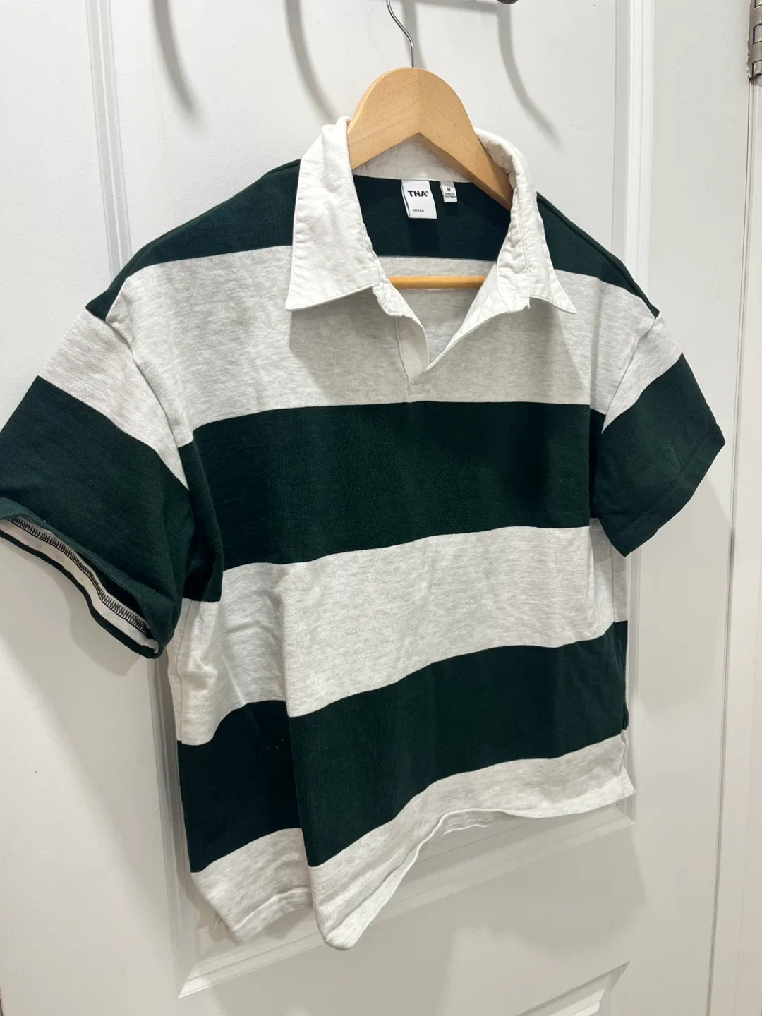 Aritiza TNA Lomu Polo Tshirt image indicator(3)