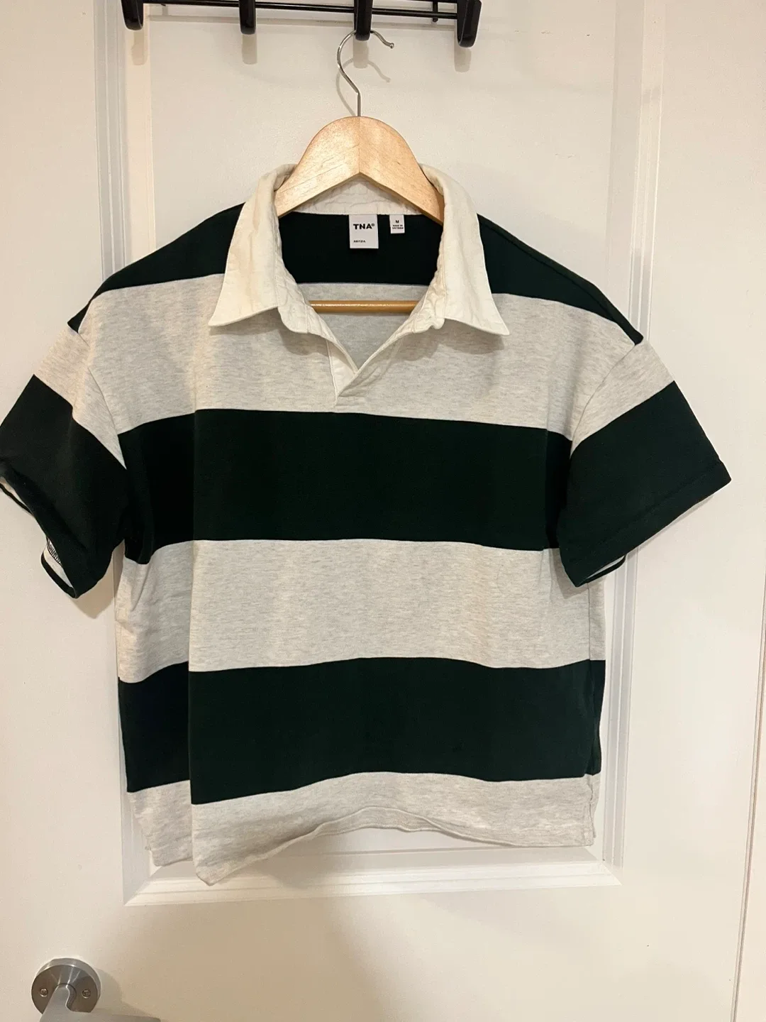 Aritiza TNA Lomu Polo Tshirt image indicator(5)