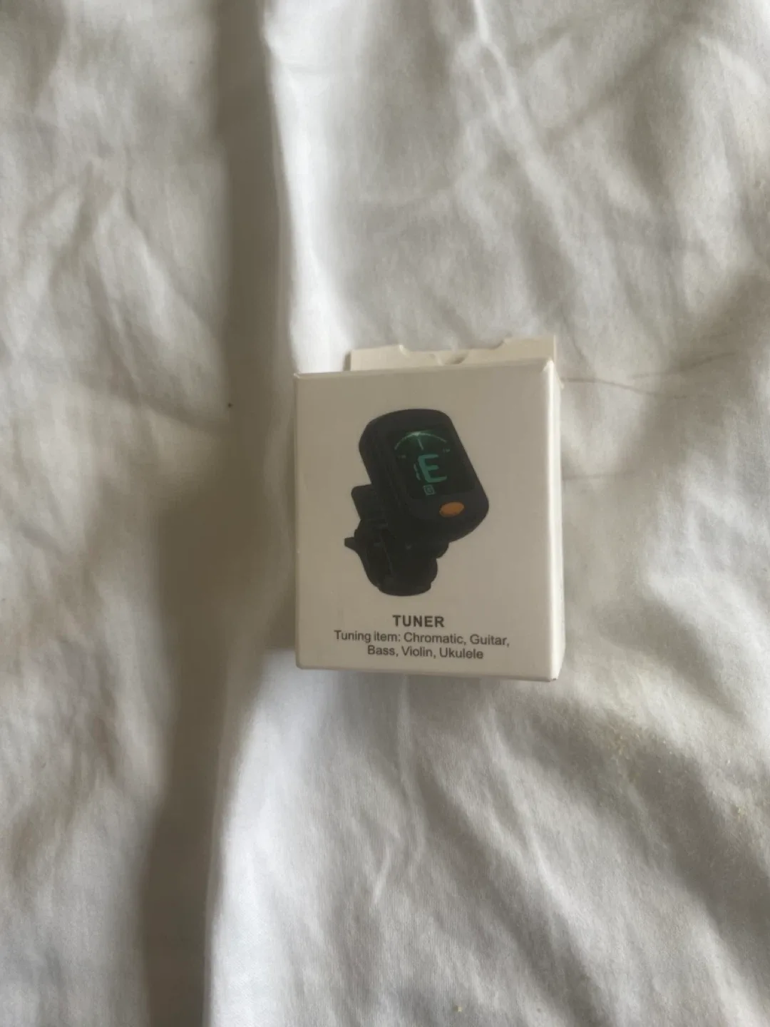 Violin with case and tuner image indicator(4)