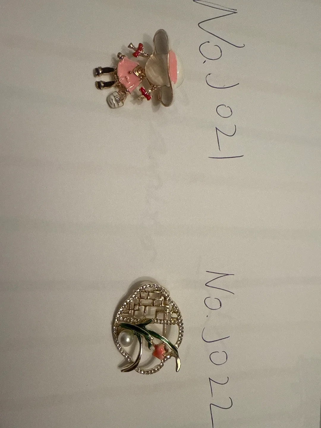 Brooches - Variety of Styles $5 Each, $25 Min — 7 for $30! image indicator(2)