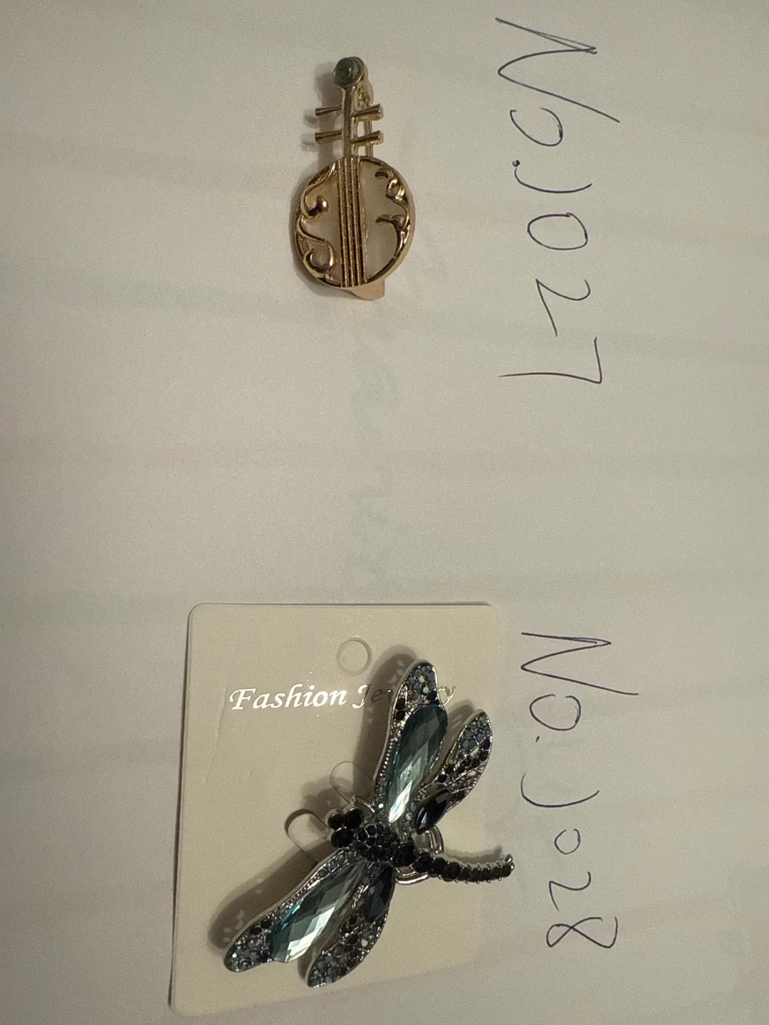 Brooches - Variety of Styles $5 Each, $25 Min — 7 for $30! image indicator(5)