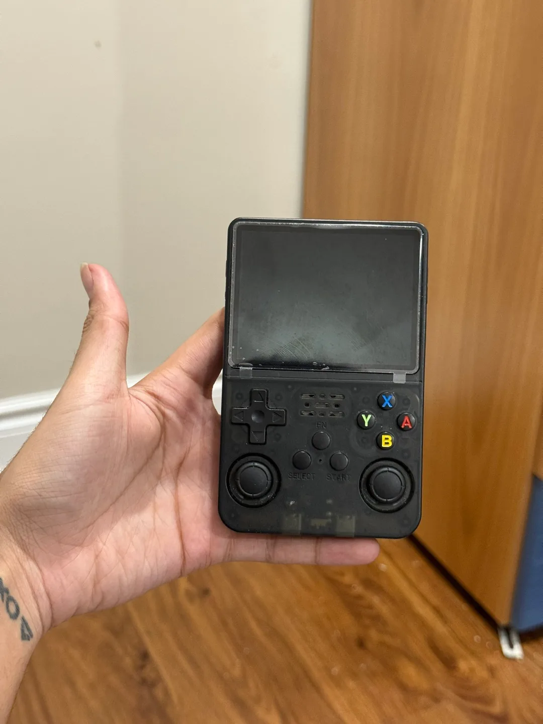 Anbernic RG36S Handheld Game Console image indicator(4)