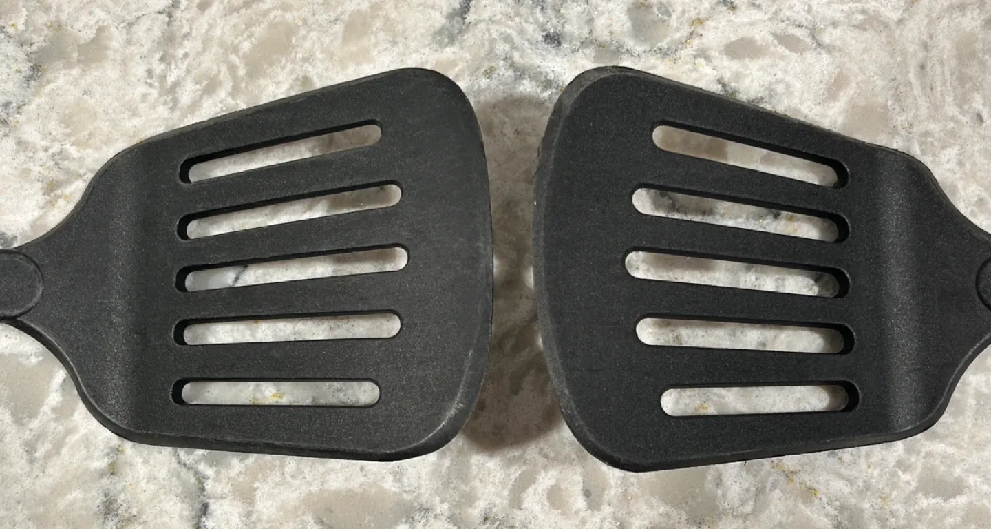 Two Black Slotted Spatulas image indicator(3)