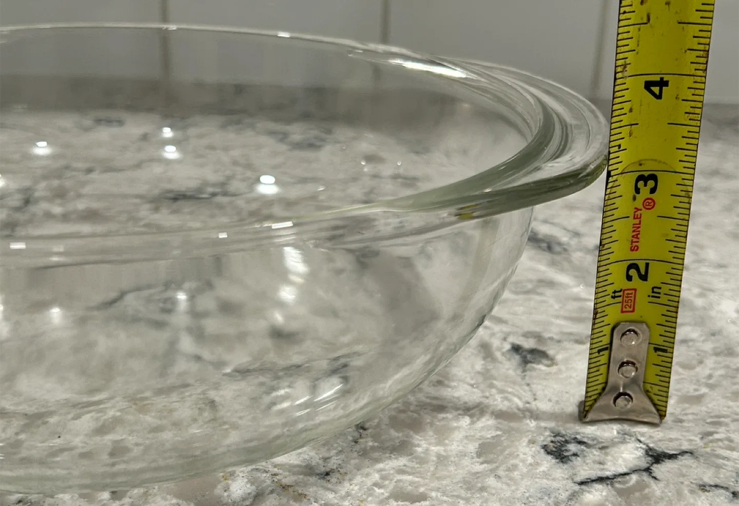 Pyrex Clear Glass Mixing Bowl - 10 Inch image indicator(4)