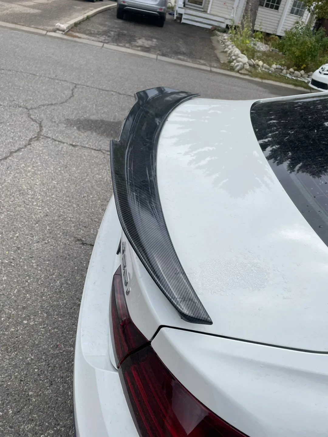 Carbon Fiber Car Spoiler image indicator(4)