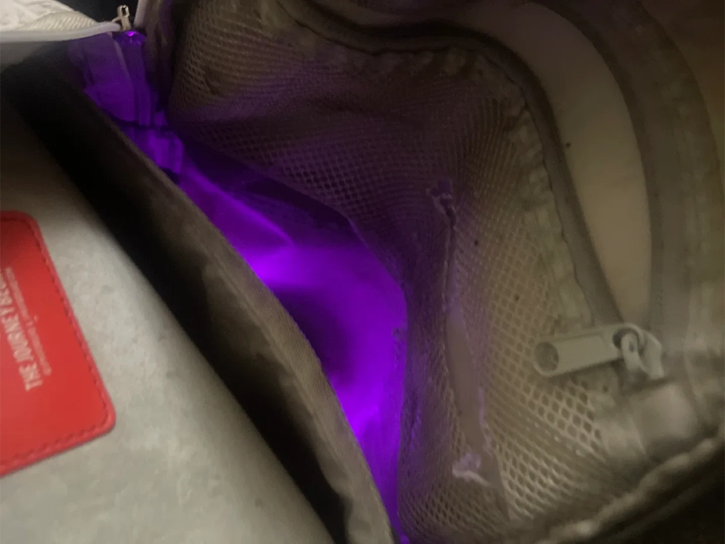 Sprayground Backpack White image indicator(3)