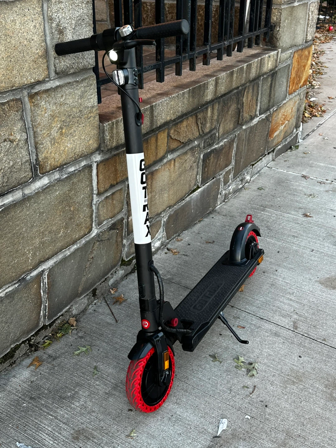 GOTRAX Electric Scooter - photo 2