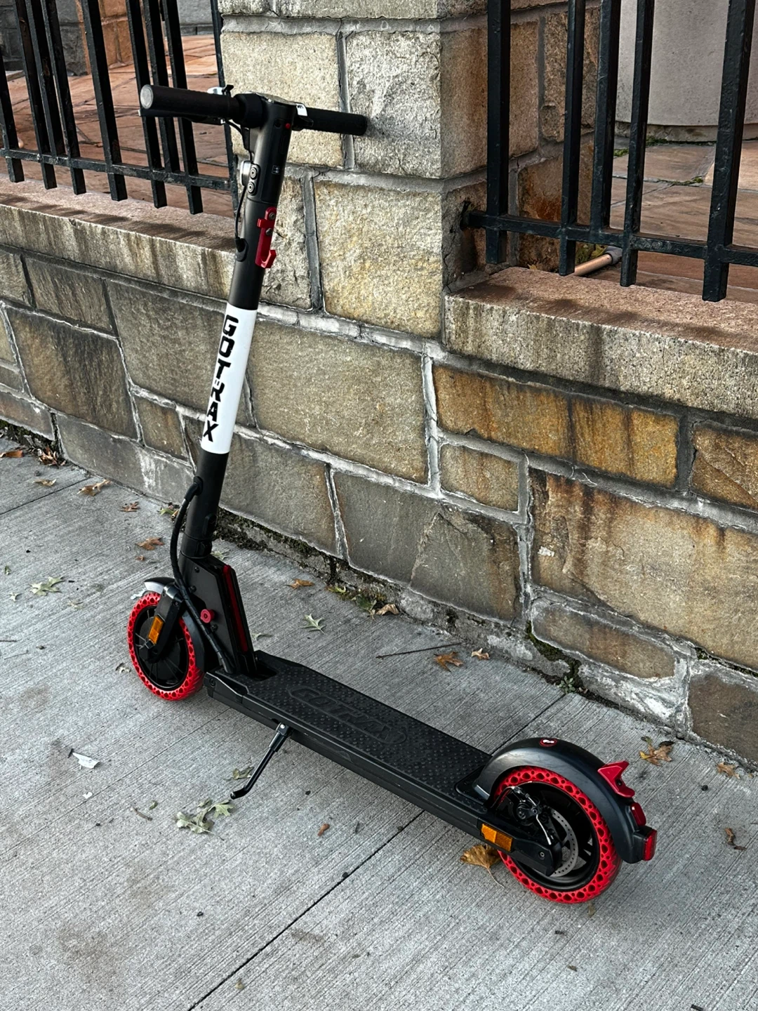 GOTRAX Electric Scooter - photo 3