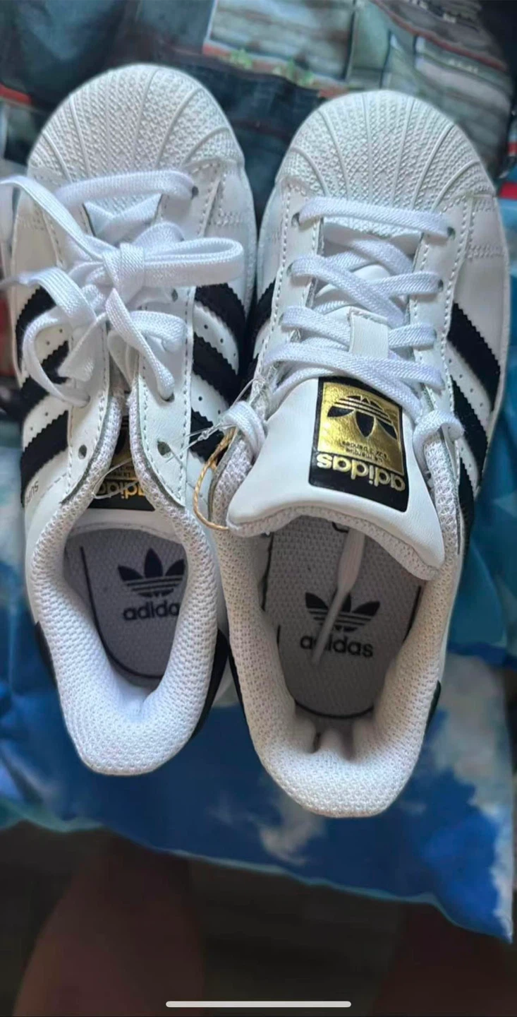 Adidas Superstar Kids Size 12.5 White/Black
