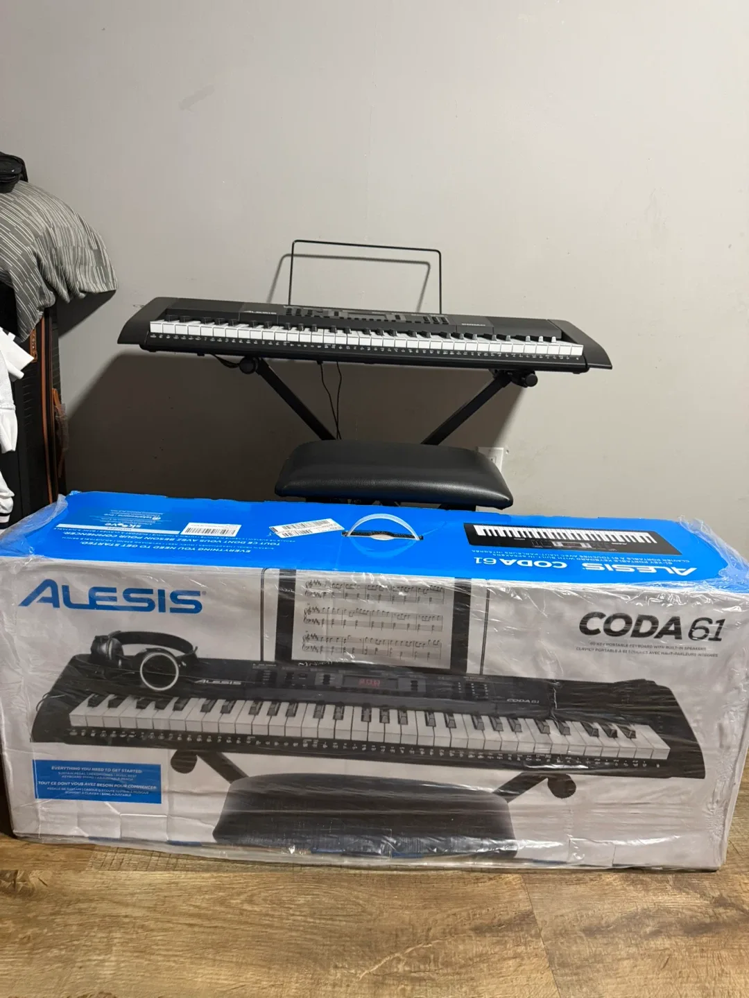 Alesis Coda 61 Digital Piano with Stand & Bench image indicator(3)