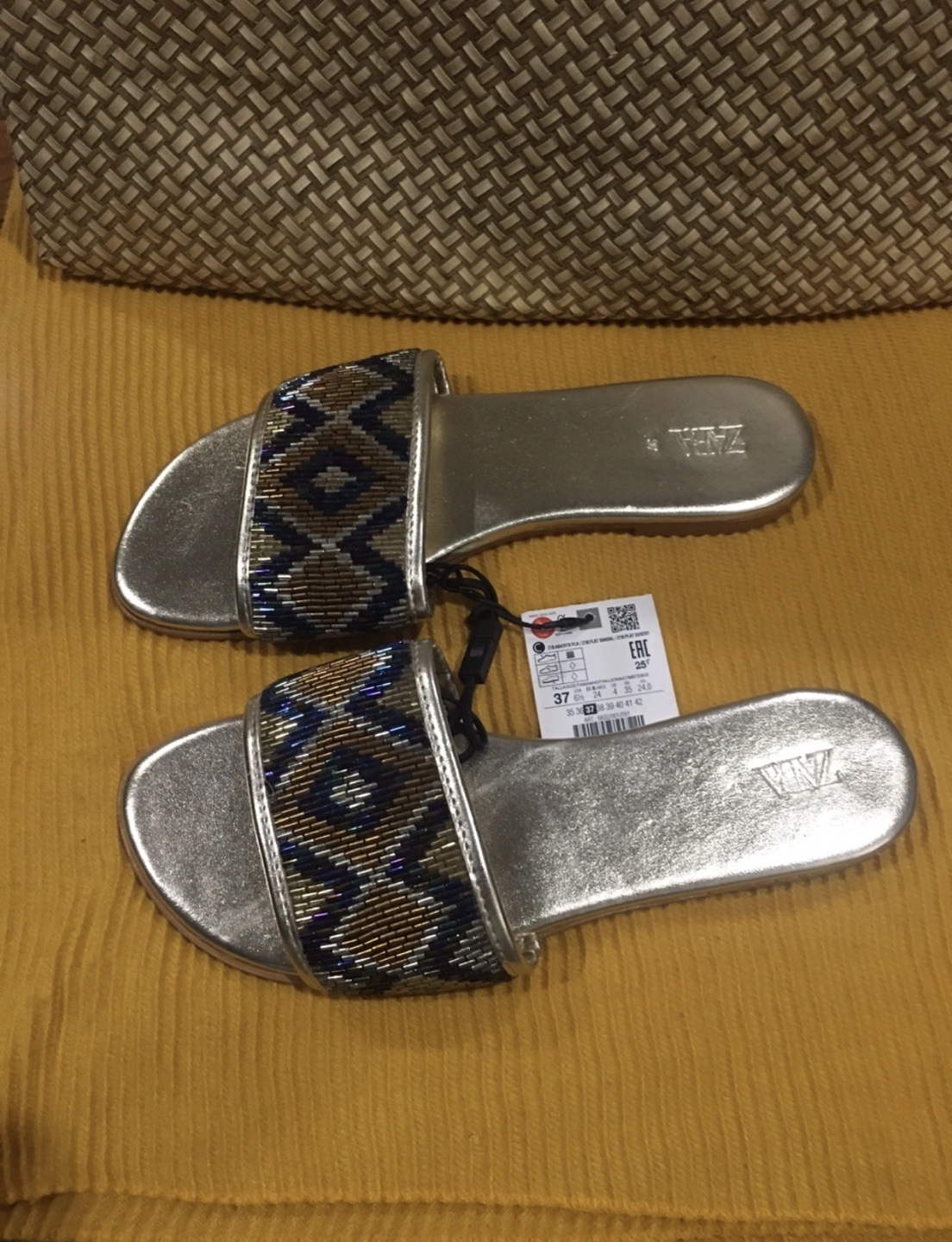 Zara Beaded Silver Slides - Size 37 (US-7)