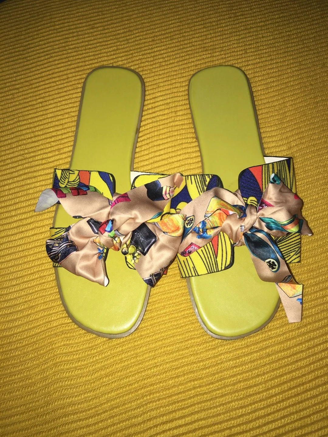 H Sandals - Size 7 image indicator(2)