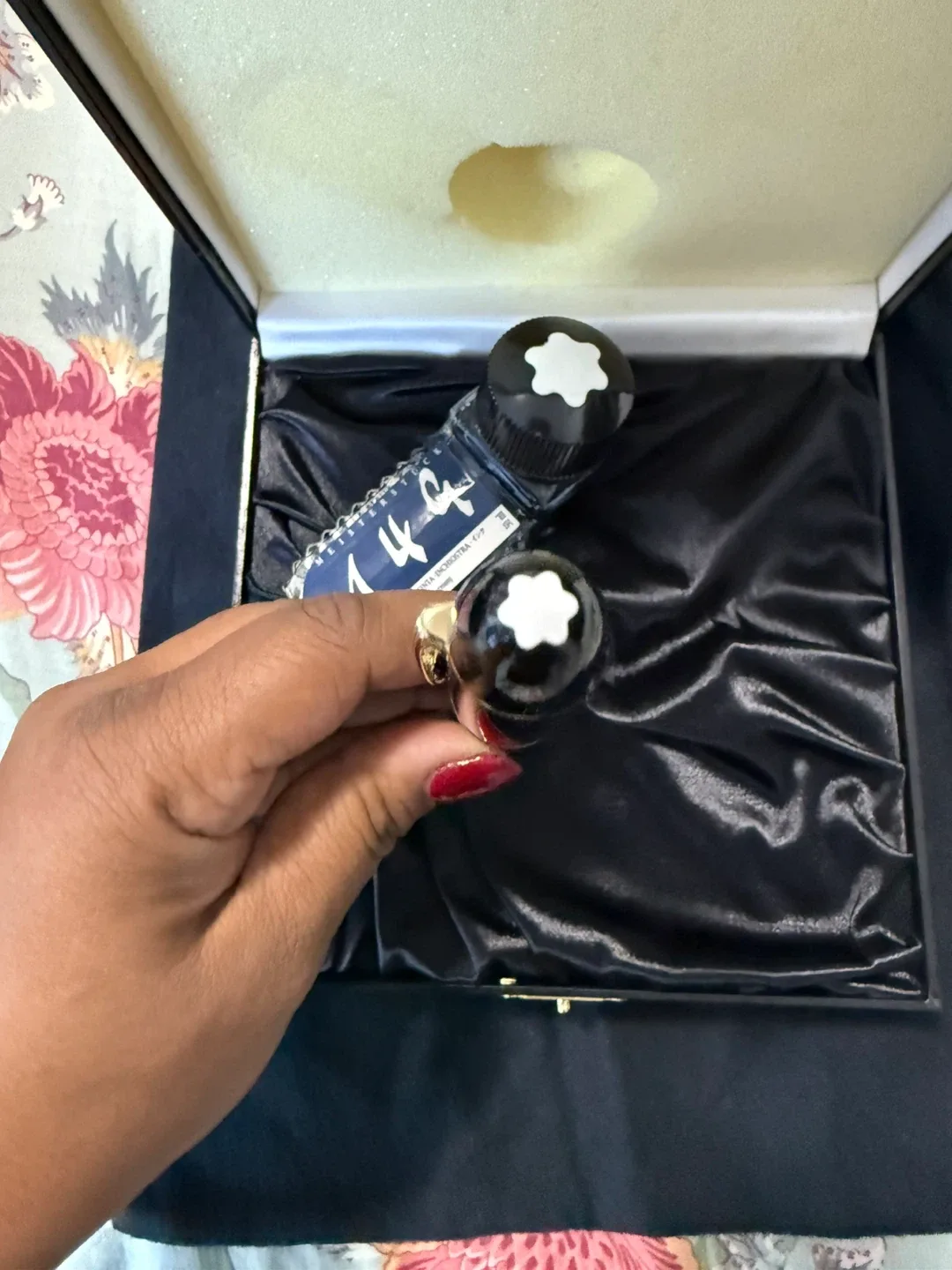 Montblanc Meisterstück 149 Fountain Pen with Ink Bottle image indicator(5)