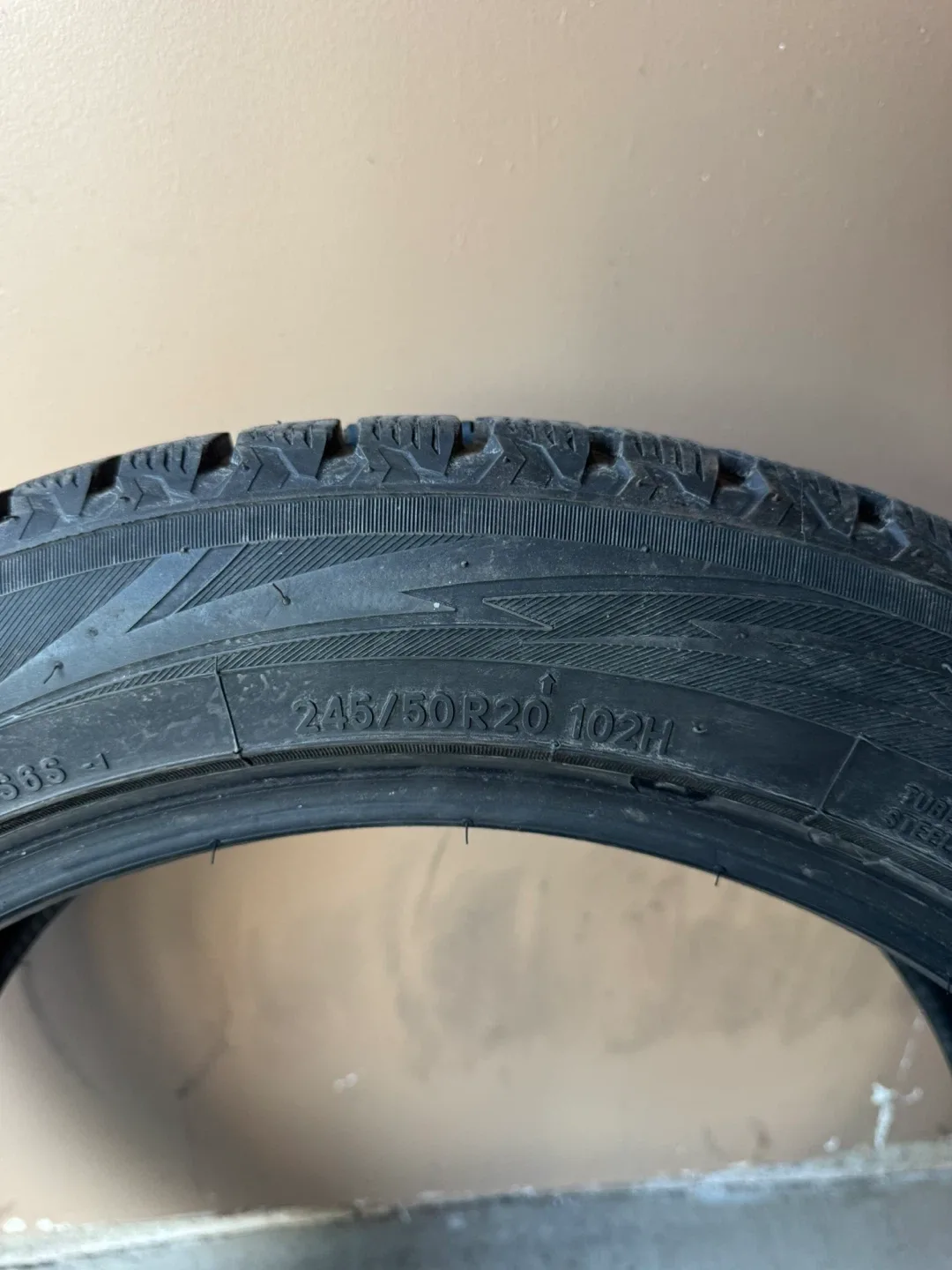 Toyo 245/50R20 102H Winter Tire image indicator(3)