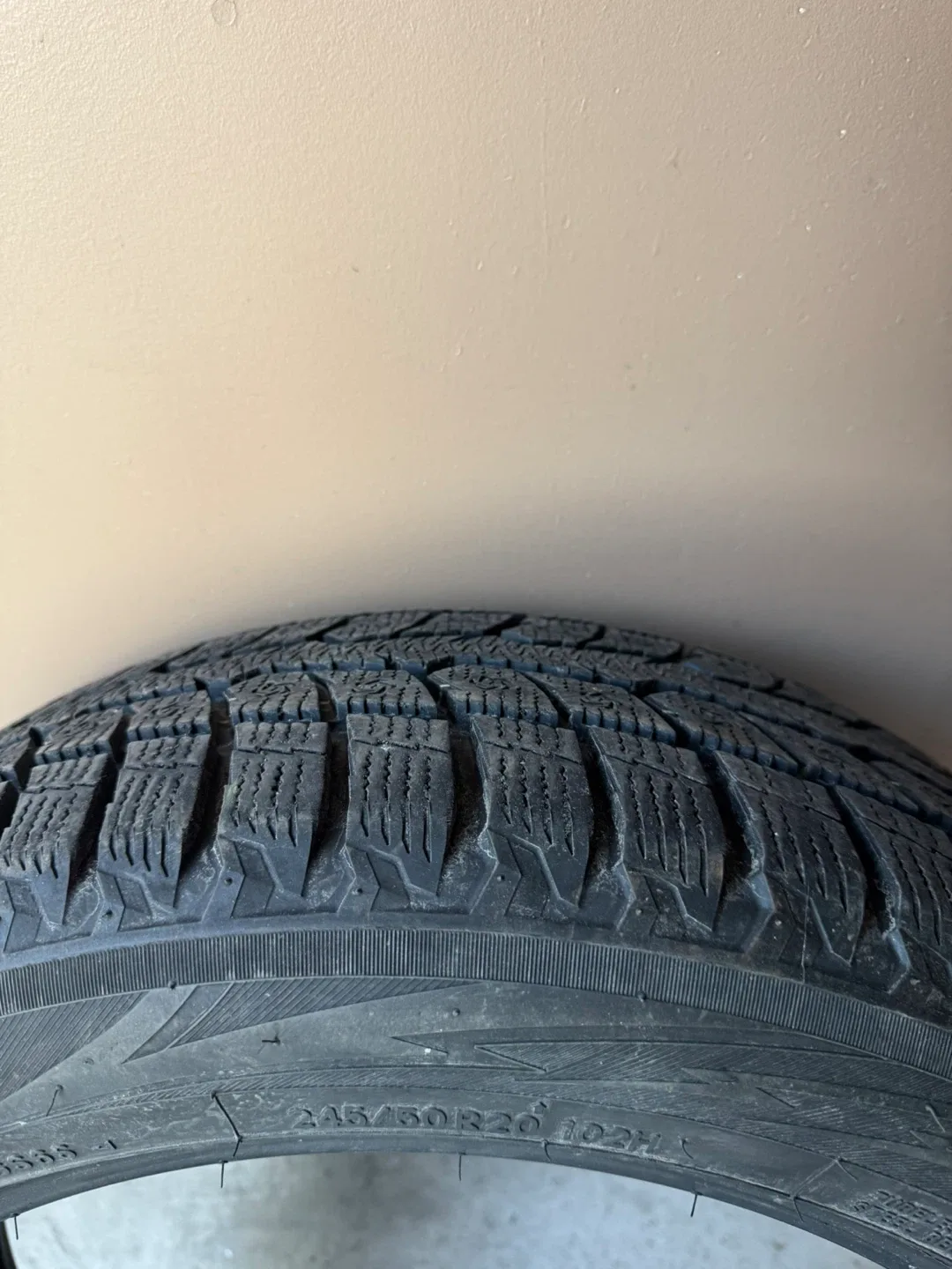 Toyo 245/50R20 102H Winter Tire image indicator(4)