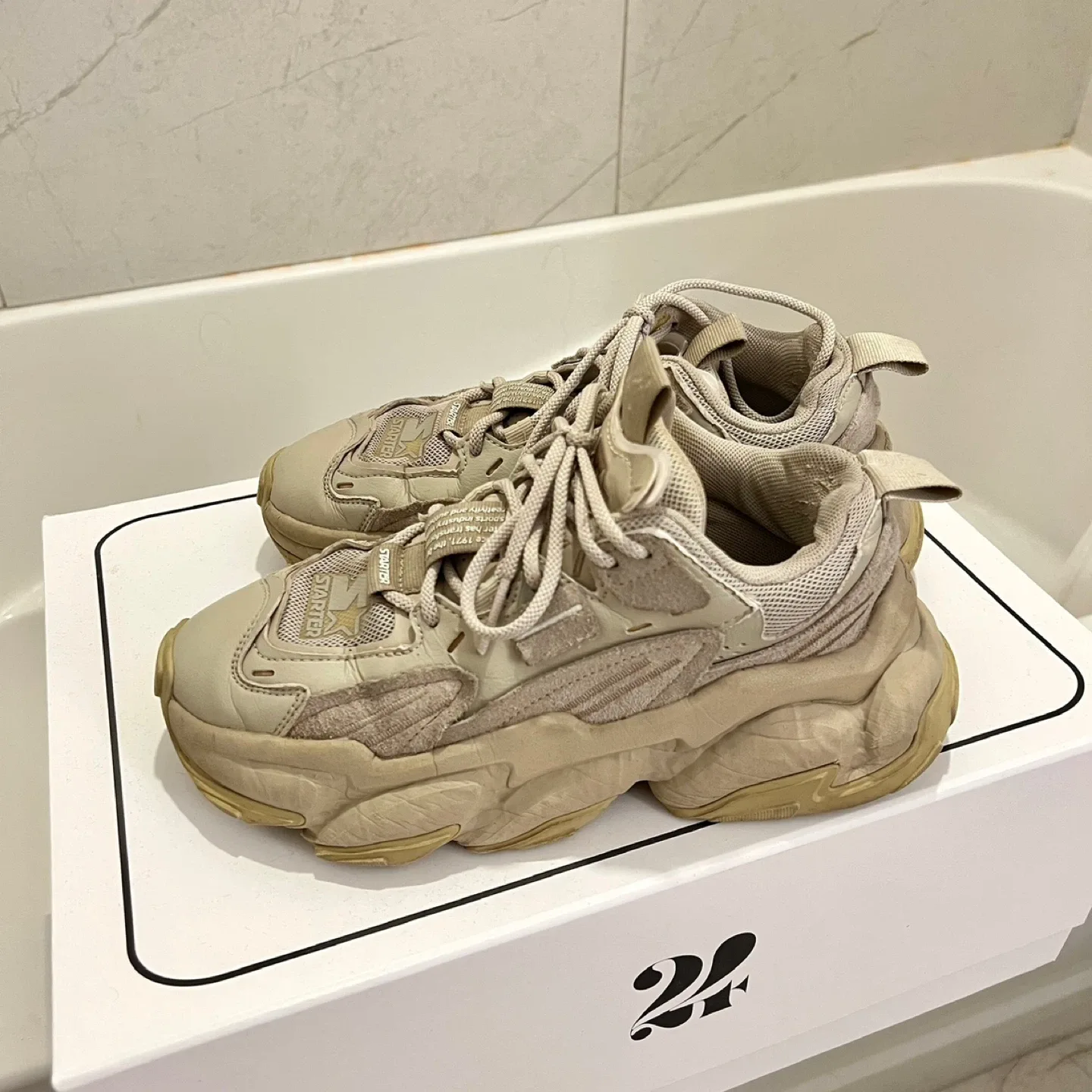 (Retail $133)Starter Low-Top Retro Dad Shoes/ Sneakers image indicator(2)