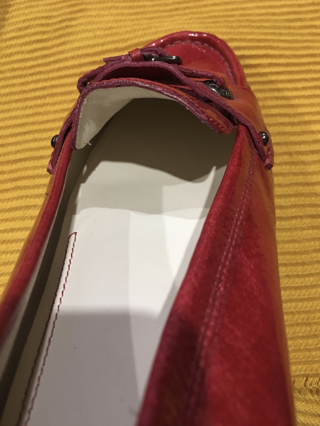 Lacoste Stella Red Leather Loafers - Women's Size 6 - photo 4