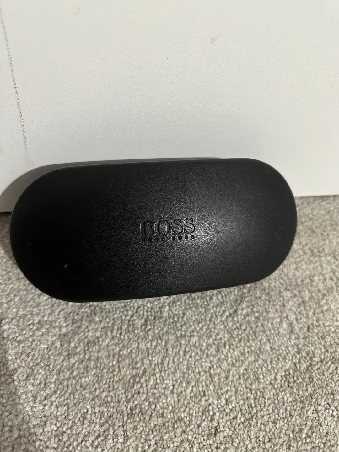 Hugo Boss Black Sunglasses with Case image indicator(2)