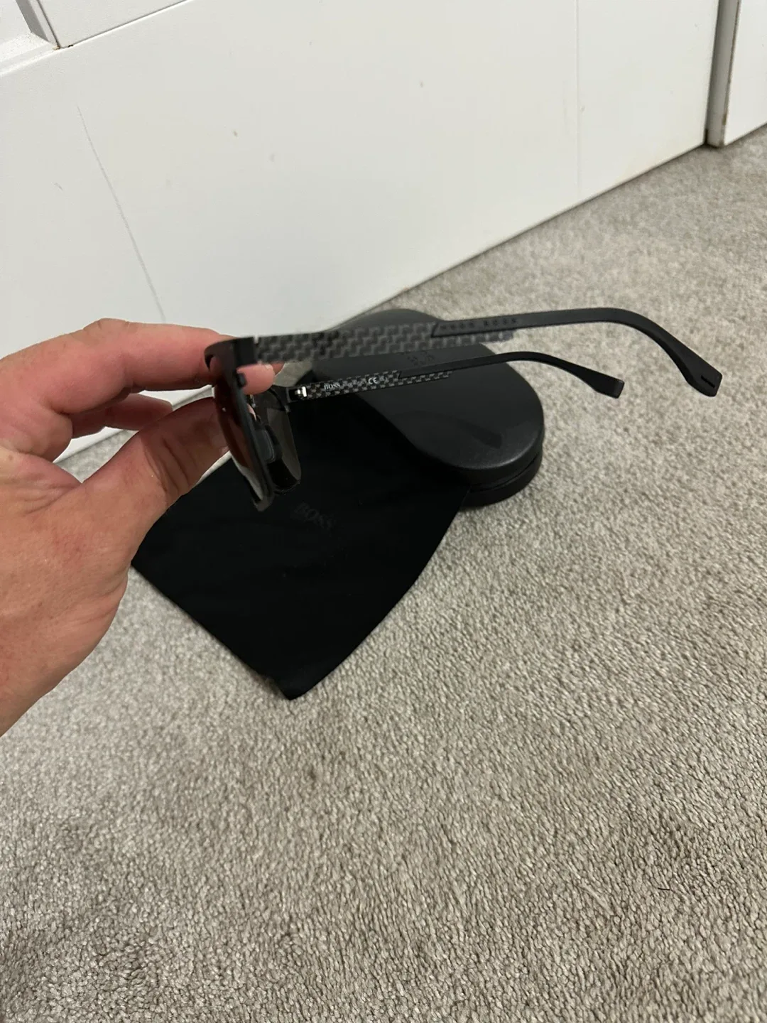 Hugo Boss Black Sunglasses with Case image indicator(3)