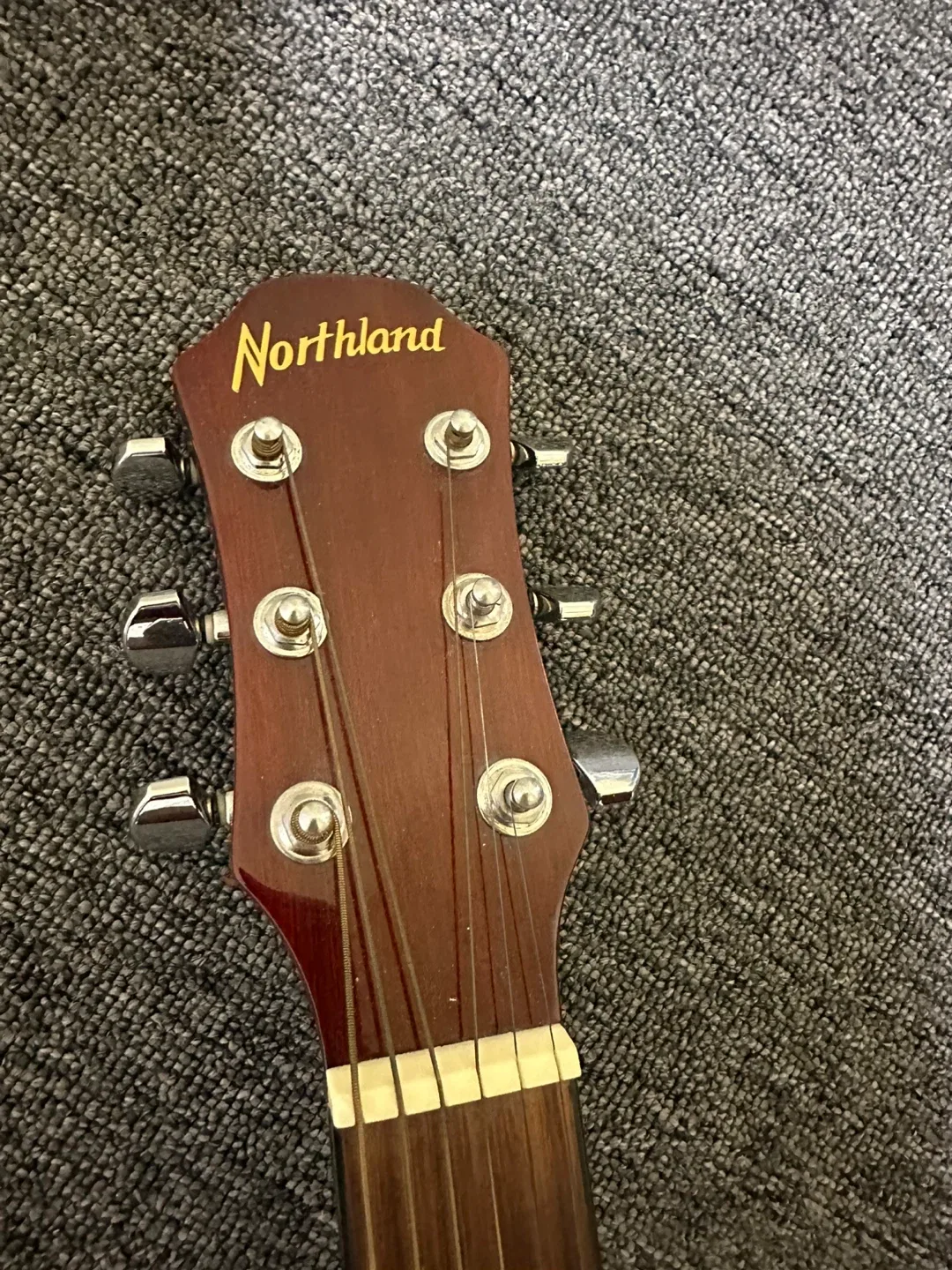 Northland Acoustic Guitar image indicator(3)