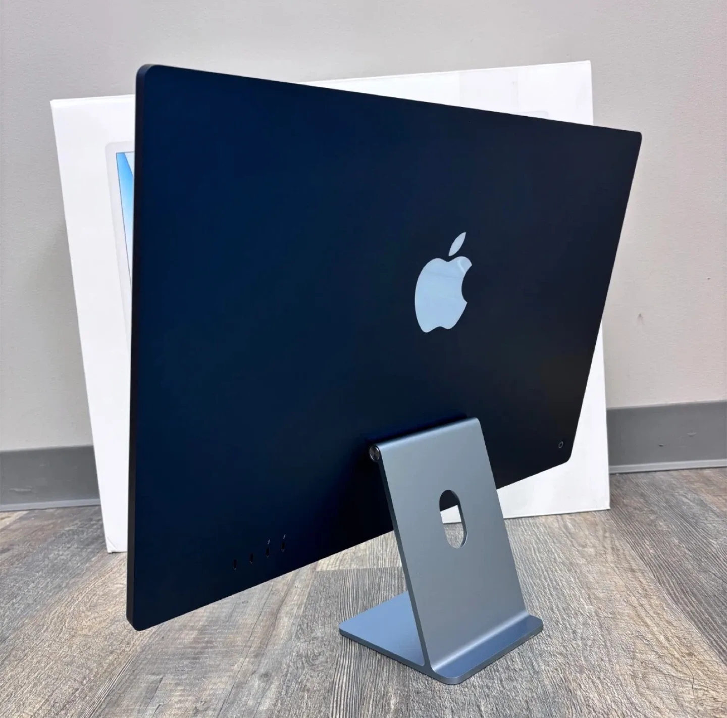 New Apple iMac 24-inch Blue image indicator(5)