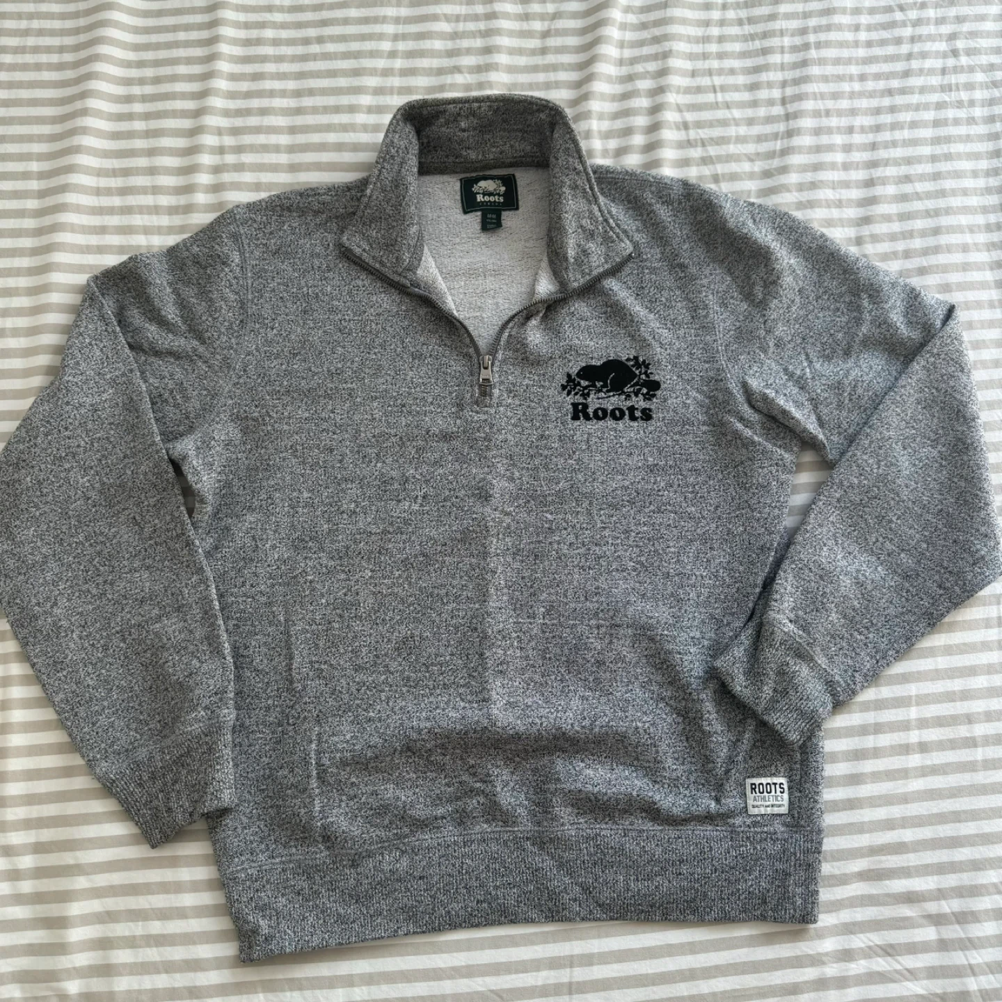 Roots Quarter Zip Sweatshirt - M