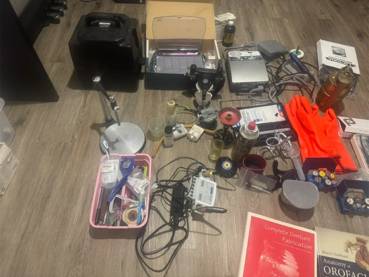 Dental technician equipments image indicator(6)