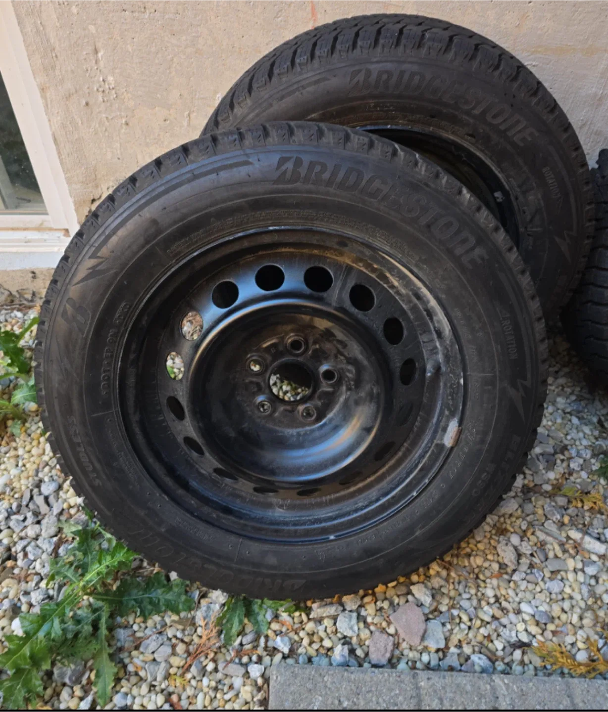 Toyota CHR Bridgestone Blizzak Winter Tires Set with Rim! image indicator(4)