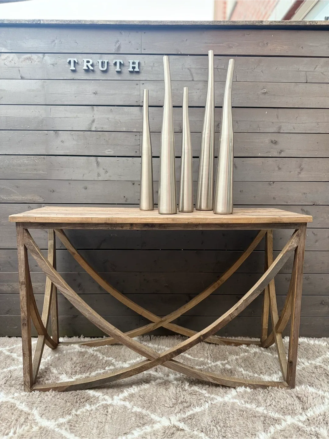 Set of 5 Metal Decorative Vases image indicator(2)