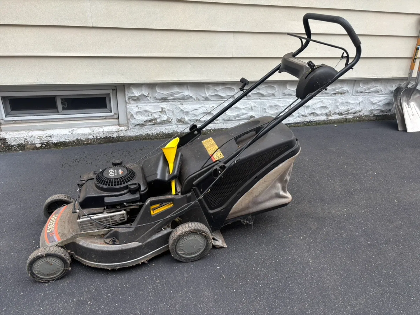 Ariens 21" Lawn Mower image indicator(4)