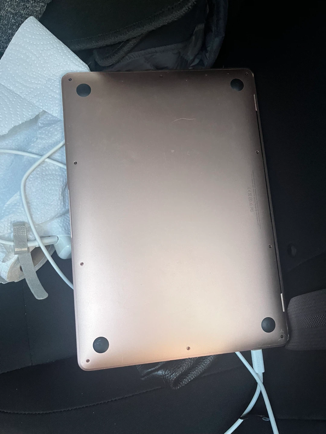 MacBook Air 2019 - photo 2