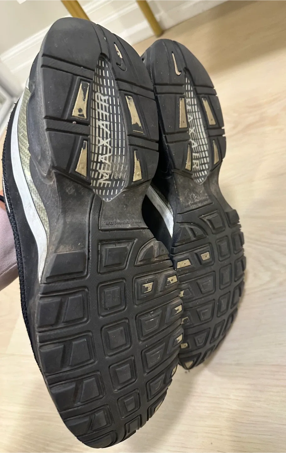 $20-Nike Air Torch 4 Black Sneakers - US 10 image indicator(4)