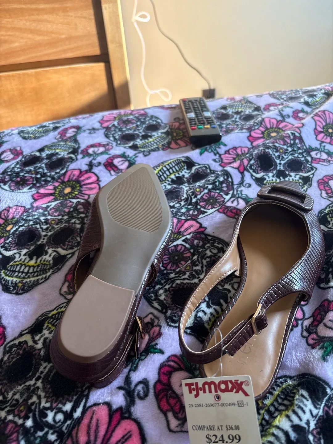 Kensie Brown Slingback Flats - Size 7 image indicator(3)