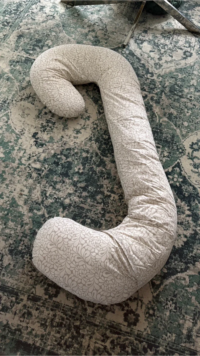 Boppy Total Body Pillow - Floral Pattern