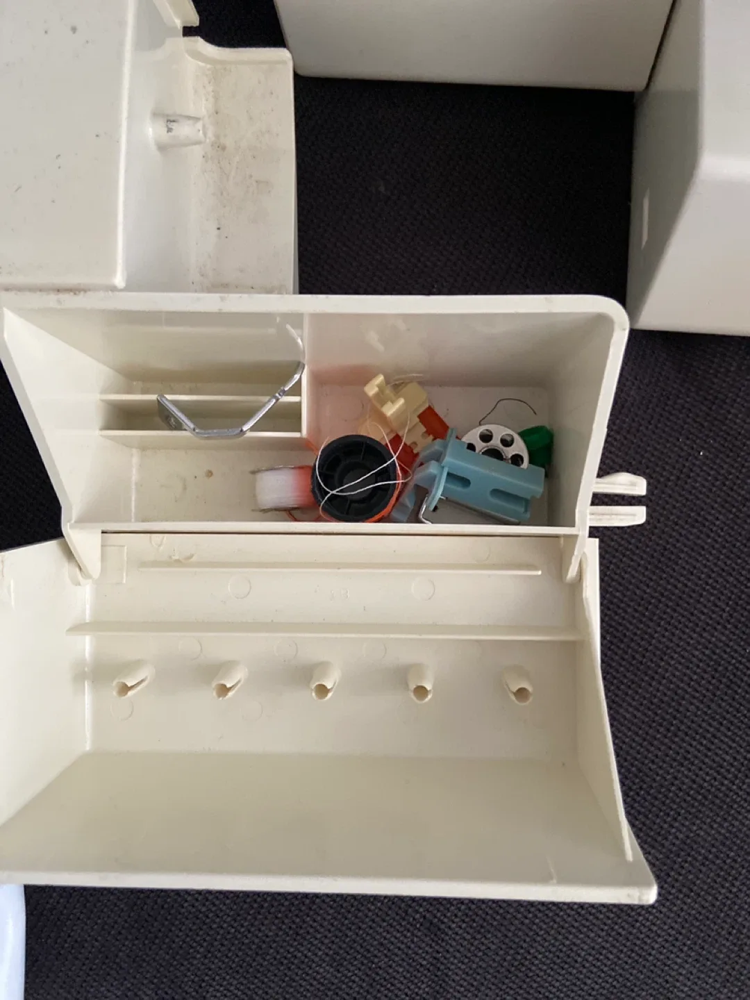 Kenmore 12 Sewing Machine image indicator(4)