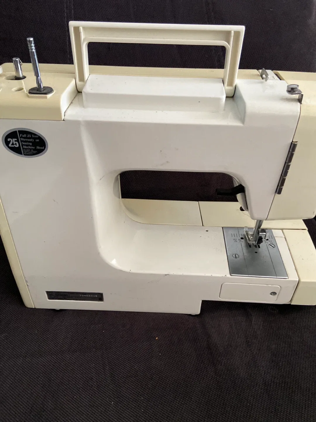 Kenmore 12 Sewing Machine image indicator(2)