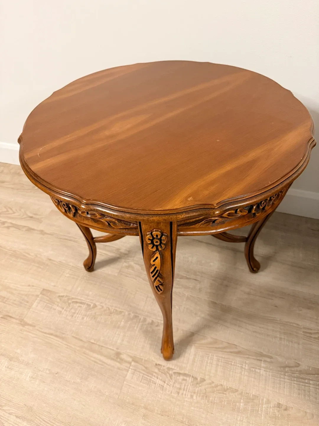 Move out sale: 3pc set Antique Style Wooden Coffee Table set image indicator(3)