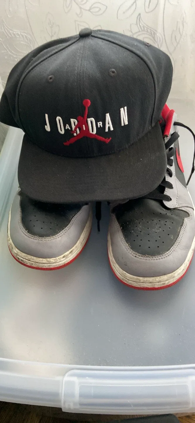 Air Jordan 1 Low Shadow Red Trim - Size 12 image indicator(6)