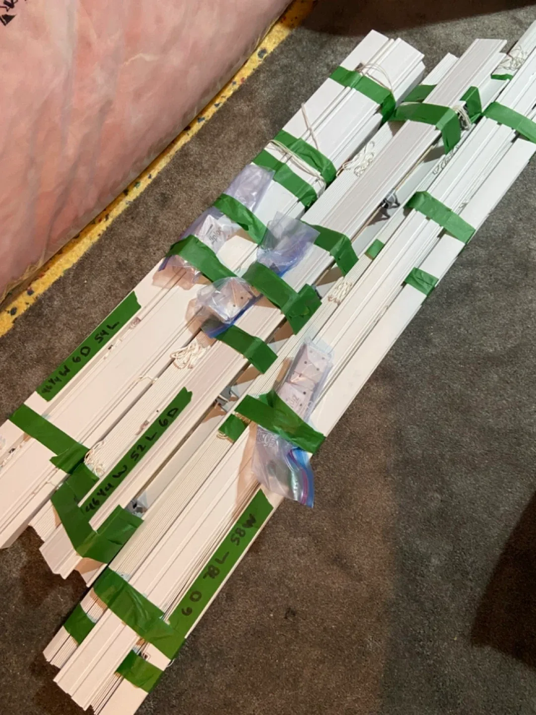 White Window Blinds - 46x60, 60x72 image indicator(3)