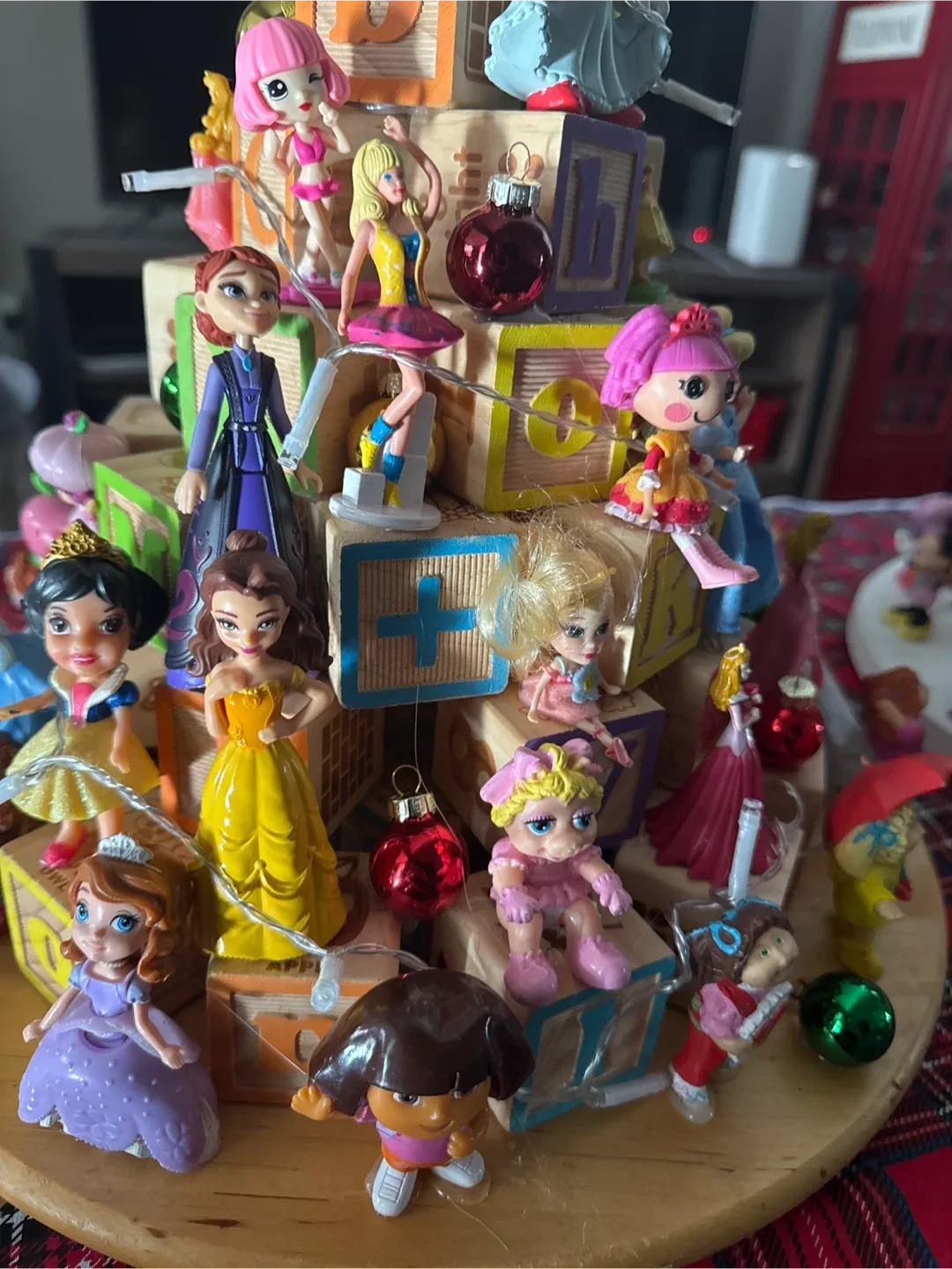 New Wooden blocks girly Xmas Tree  Disney Princess Figurines image indicator(3)