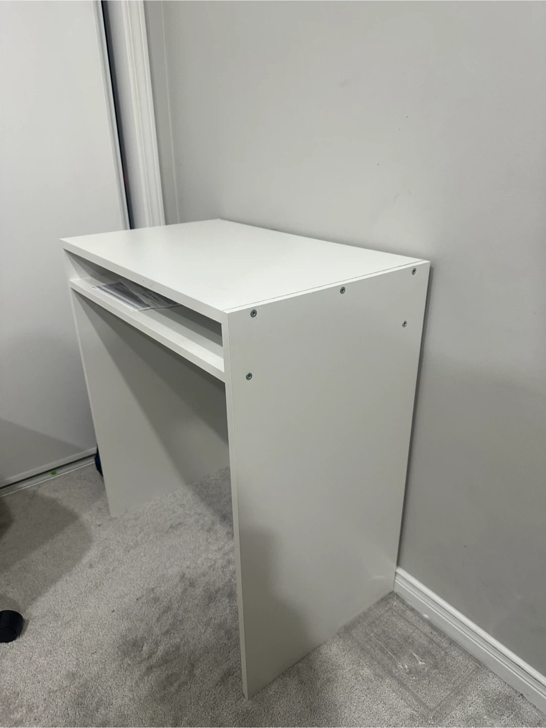 Black Office Chair & White Desk